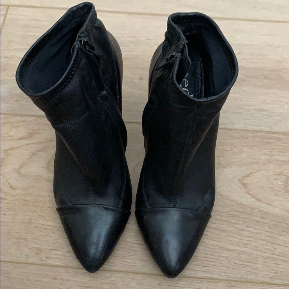 Pedro Garcia leather heels SZ 38.5